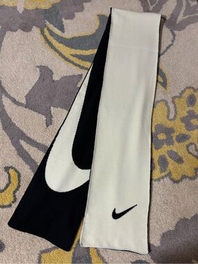 Nike Black and White Knit Logo Scarf